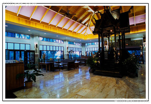 The Fair House Beach Resort 5